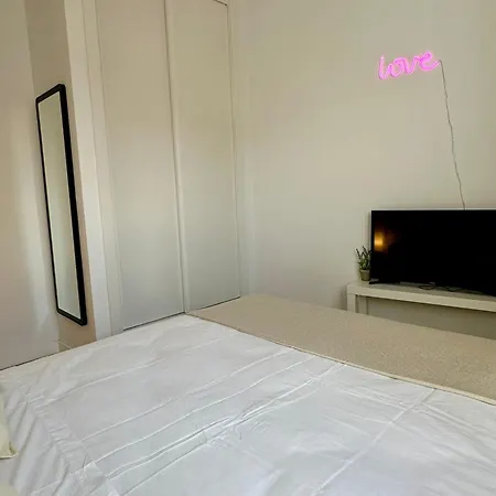 Con Solarium En Centro Apartment