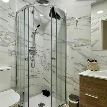Con Solarium En Centro * Malaga
